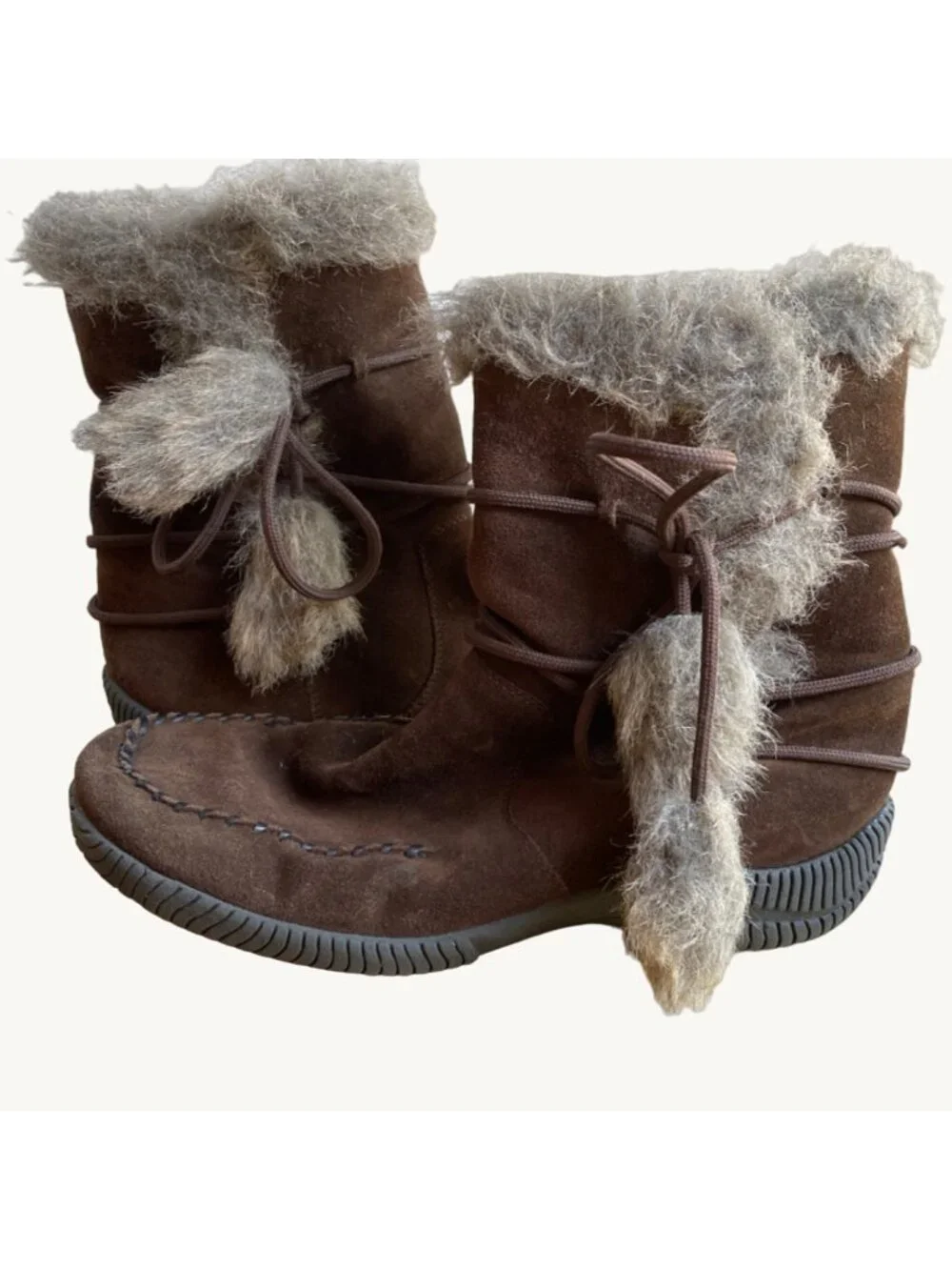 Rieker size 39EU (8US) Brown Fur Trimmed Pom-Pom Lace Lined Ankle Boots